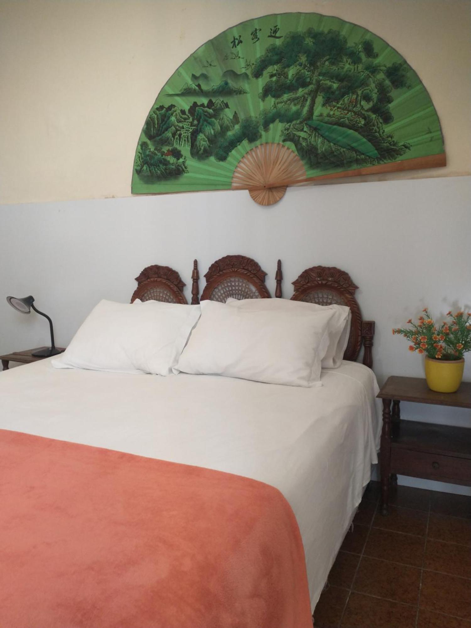 Guanaani Hostel Vitoria Exterior photo